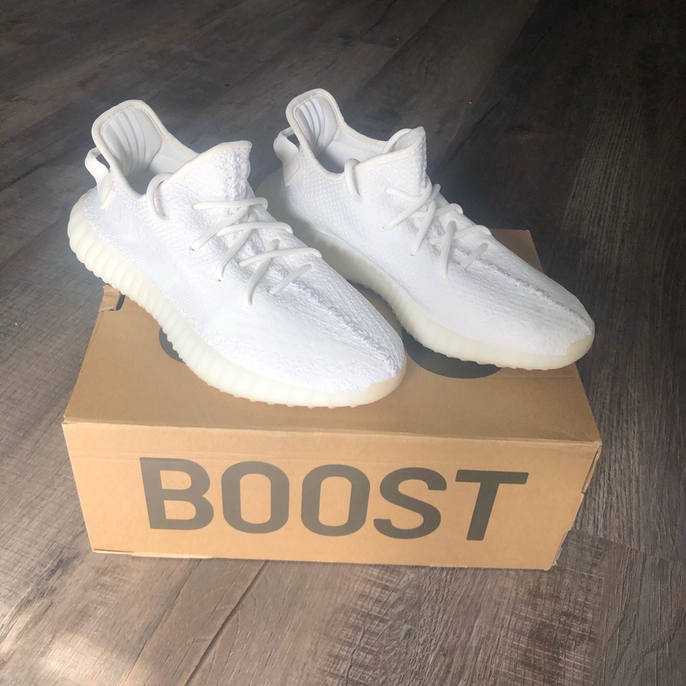 Yeezy Boost 350 V2